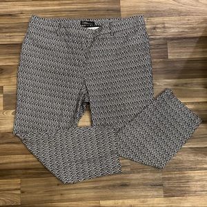 Dalia black and white crop pants size 10